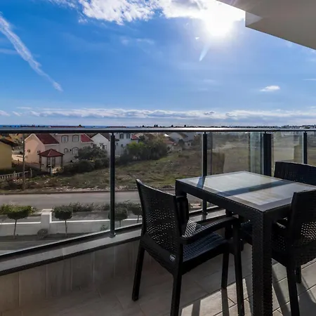 Terra In Caesar Blue Resort, Fixed Lunch 3pm, Gym, Heated Pool, Sauna, Kids Club Rizokarpaso