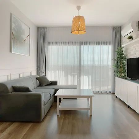 Terra In Caesar Blue Resort, Fixed Lunch 3pm, Gym, Heated Pool, Sauna, Kids Club * Rizokarpaso