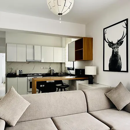 Terra In Caesar Blue Resort, Fixed Lunch 3pm, Gym, Heated Pool, Sauna, Kids Club アパート *