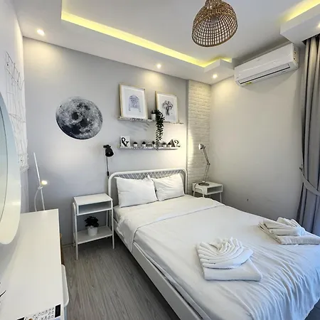 Terra In Caesar Blue Resort, Fixed Lunch 3pm, Gym, Heated Pool, Sauna, Kids Club アパート *