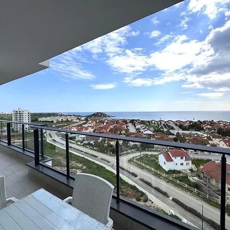 アパート Terra In Caesar Blue Resort, Fixed Lunch 3pm, Gym, Heated Pool, Sauna, Kids Club *