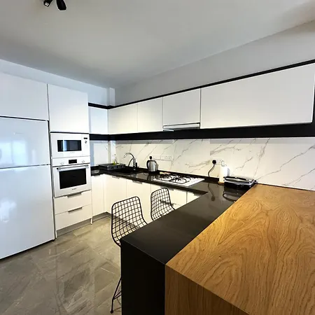 Terra In Caesar Blue Resort, Fixed Lunch 3pm, Gym, Heated Pool, Sauna, Kids Club Apartment *