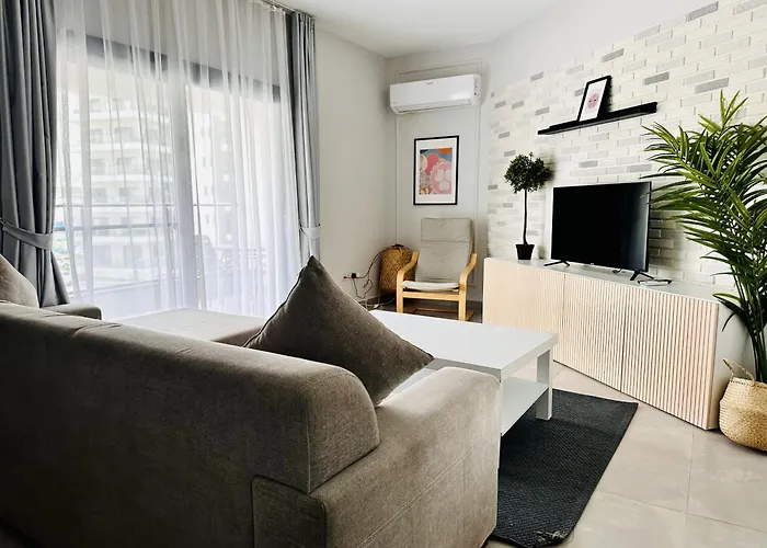 Terra In Caesar Blue Resort, Fixed Lunch 3pm, Gym, Heated Pool, Sauna, Kids Club * Rizokarpaso