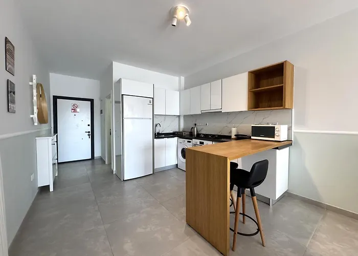 Terra In Caesar Blue Resort, Fixed Lunch 3pm, Gym, Heated Pool, Sauna, Kids Club * Rizokarpaso